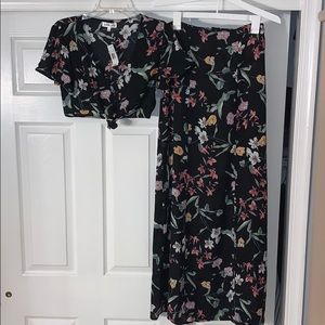 NWT 2-PC matching tropical maxi set!!! 🌺